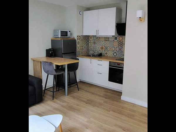 Location / Appartement 1 pièce, Périgueux / Photo 2