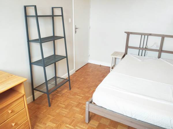 Colocation / Appartement 5 pièces de 106 m², Villeurbanne, Cours Emile Zola / Photo 2