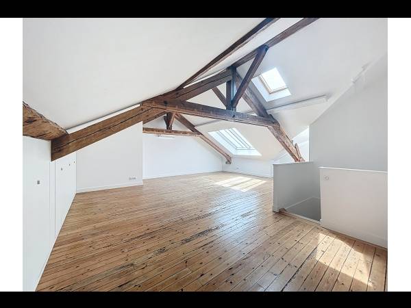 Location / Appartement 4 pièces de 117 m², Toulouse, Rue Croix Baragnon / Photo 20
