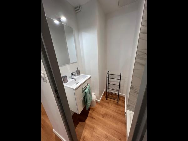 Colocation / Appartement 5 pièces de 82 m², Pessac, Rue du Serpent / Photo 6