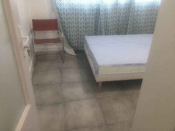 Colocation / Appartement 6 pièces de 110 m², Vénissieux, Rue des Martyrs de la Résistance / Photo 6