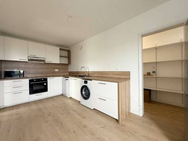 Colocation / Appartement 4 pièces de 85 m², Toulouse, Chemin des Maraîchers / Photo 2