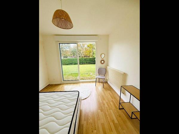 Coliving / Villa 8 pièces de 235 m², Mérignac, Rue Goya / Photo 2