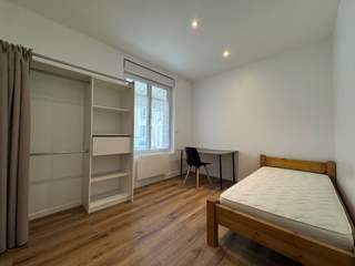 Colocation / Appartement 10 pièces de 160 m², Palaiseau, Avenue des Alliés