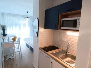 Location / 1 room residence · 31 m², Aix-en-Provence, La Fourane