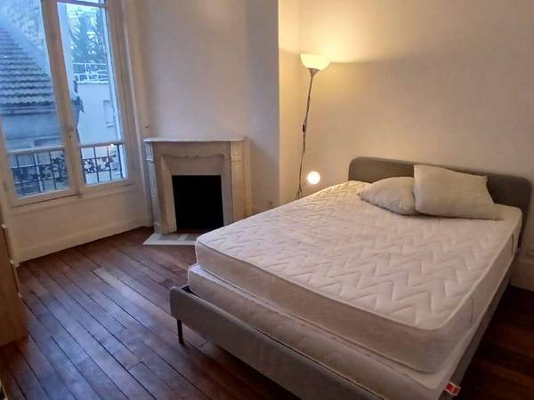 Sous-location / Appartement 3 pièces de 70 m², Paris, Rue Mathis / Photo 2