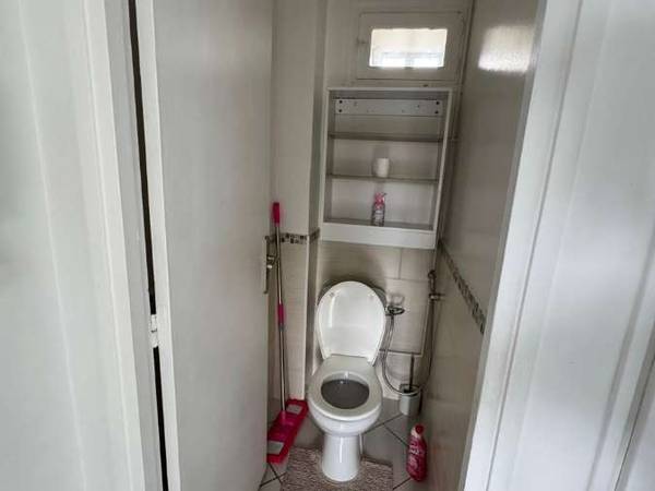 Colocation / Appartement 4 pièces de 70 m², La Courneuve, Rue Edgar Quinet / Photo 2