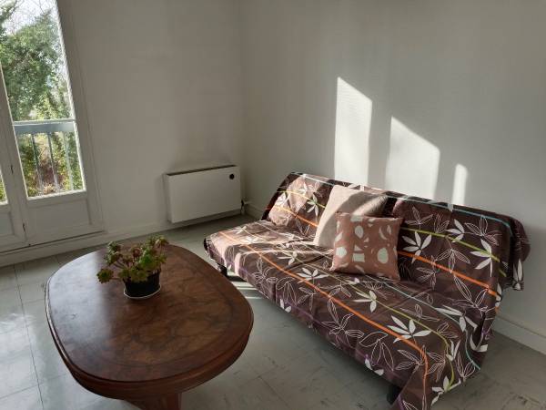 Colocation / Appartement 3 pièces de 72 m², Amiens, Rue Saint-Fuscien / Photo 2