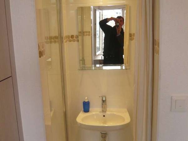 Location / Studio de 25 m², Strasbourg, Rue des Halles / Photo 2