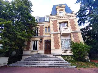 Colocation / Maison 8 pièces de 180 m², Nanterre, Rue Gambetta