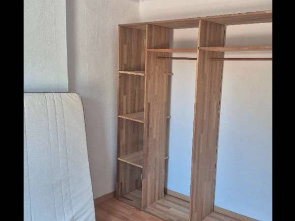 Room in a live-in landlord's home / 5 rooms house · 110 m², Charleroi, Rue Vandervelde / Photo 2