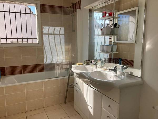 Flatsharing / 5-bedroom house · 99 m², Dijon, Rue Louis Boulanger / Photo 9