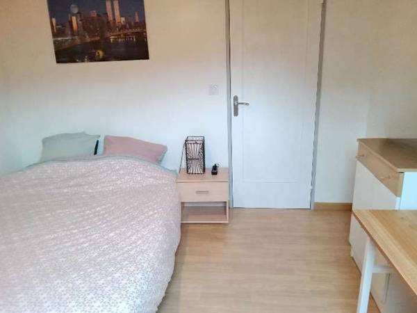 Colocation / Maison 5 pièces de 90 m², Châteauroux, Rue des Fontaines / Photo 2
