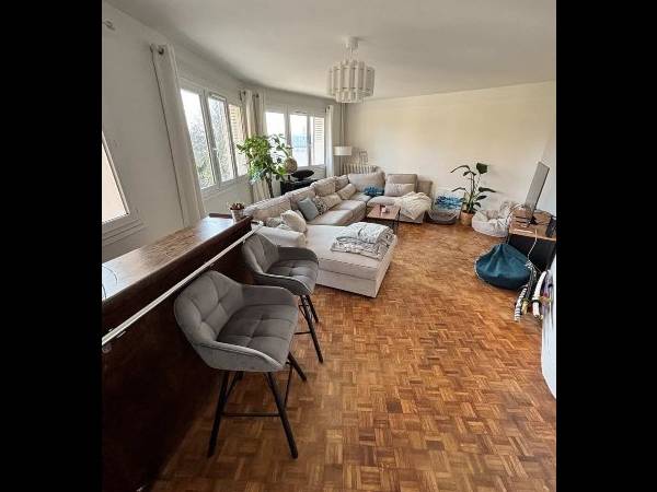 Colocation / Appartement 5 pièces de 96 m², Savigny-sur-Orge, Avenue Carnot / Photo 2