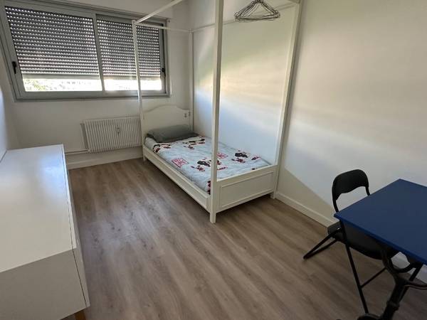 Flatsharing / 4-bedroom flat · 60 m², Tassin-la-Demi-Lune, Rue de Montribloud / Photo 14