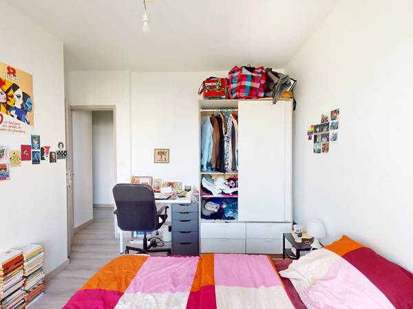 Colocation / Appartement 6 pièces de 92 m², Tours, Avenue du Général de Gaulle / Photo 2