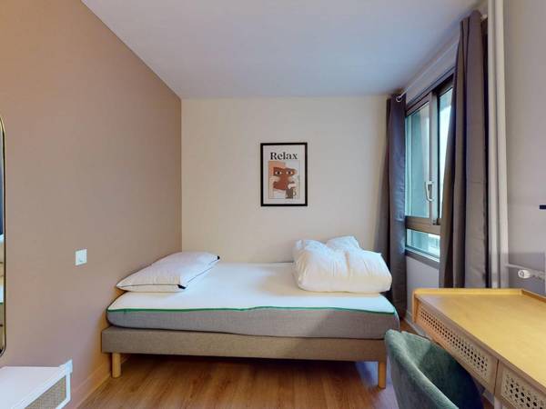 Colocation / Appartement 5 pièces de 88 m², Courbevoie, 1 Square Henri Régnault, / Photo 9