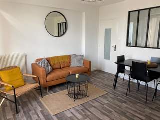 Colocation / 4 rooms apartment · 70 m², Vénissieux, Boulevard Marcel Sembat