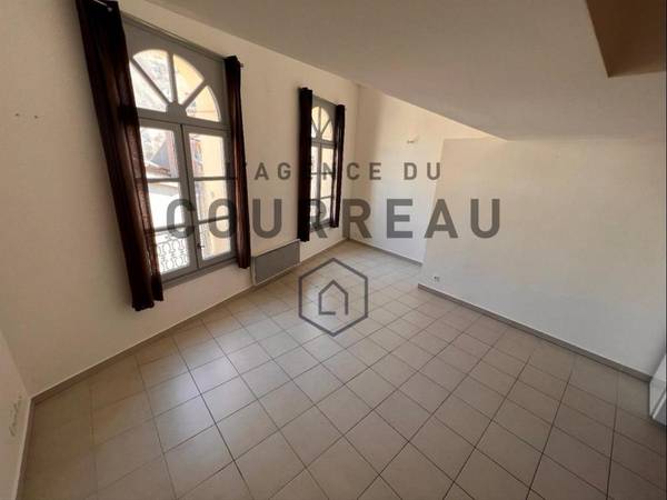 Location / Appartement 2 pièces de 45 m², Montpellier, Rue de la Fontaine / Photo 2