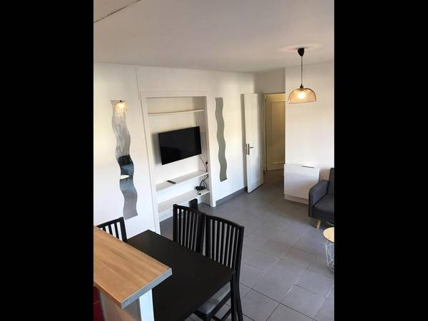 Colocation / Appartement 4 pièces de 63 m², Villeurbanne, Cours Emile Zola / Photo 2