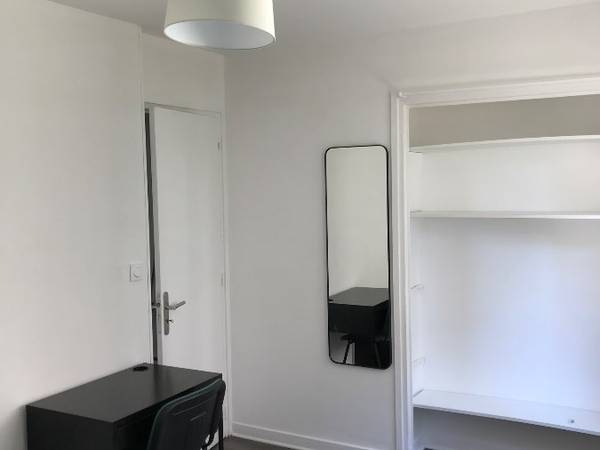 Colocation / Appartement 4 pièces de 63 m², Villeurbanne, Cours Emile Zola / Photo 12