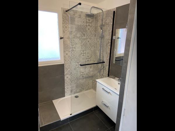 Colocation / Appartement 4 pièces de 65 m², Saint-Martin-d'Hères, Rue Jean Cocteau / Photo 9