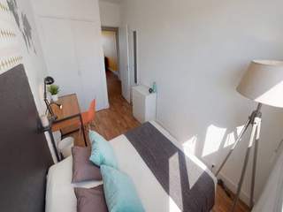 Colocation / Appartement 4 pièces de 90 m², Clichy, Rue Fernand Pelloutier