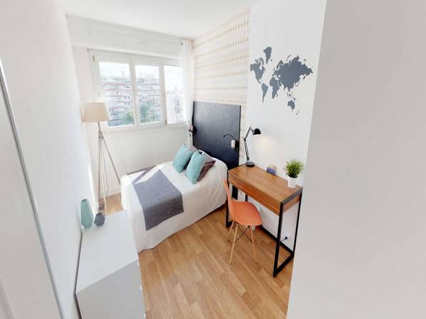 Colocation / Appartement 4 pièces de 90 m², Clichy, Rue Fernand Pelloutier / Photo 2