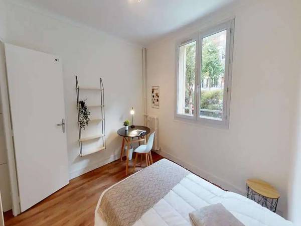 Coliving / Appartement 5 pièces de 69 m², Paris, Rue de Saussure / Photo 2