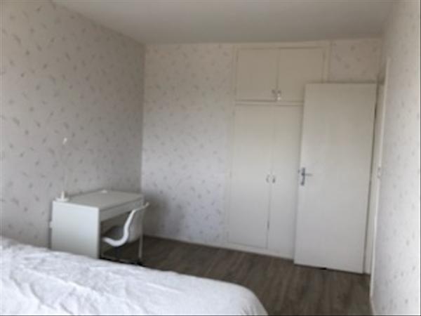 Colocation / Appartement 5 pièces de 78 m², Rouen, Rue Forfait / Photo 2