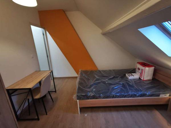 Colocation / Maison 6 pièces de 105 m², Tourcoing, Rue du Général Laharpe / Photo 2