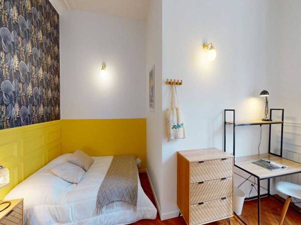 Colocation / Appartement 5 pièces de 120 m², Paris, Rue du Faubourg Saint-Denis / Photo 2
