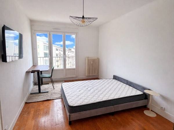 Colocation / Appartement 5 pièces de 88 m², Caen, Rue Saint-Pierre / Photo 2