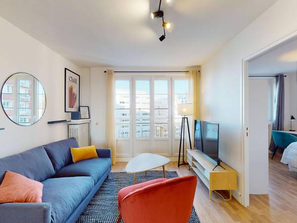 Colocation / Appartement 5 pièces de 85 m², Lille, 18 Avenue du President Hoover, / Photo 2