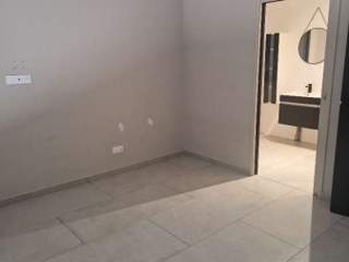 Room in a live-in landlord's home, 5 rooms house, Pusignan