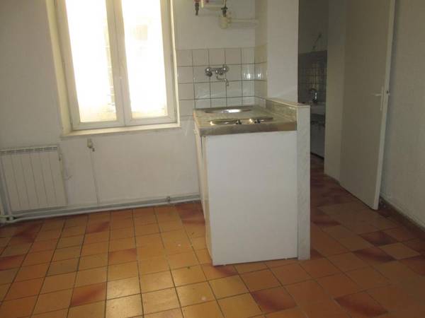 Location / Appartement 1 pièce, Metz / Photo 4
