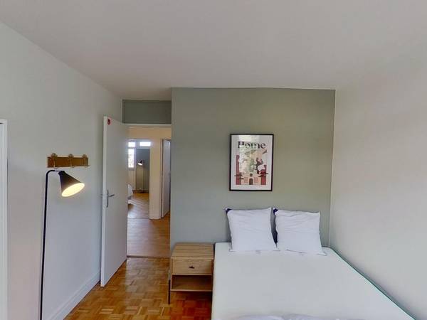 Colocation / Appartement 6 pièces de 92 m², Paris, 52 Rue du Borrégo, / Photo 7