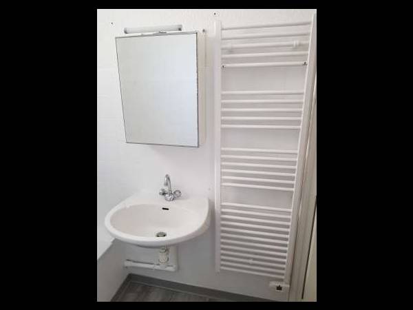 Location / Appartement 1 pièce de 26 m², Nice, Boulevard de la Madeleine / Photo 2