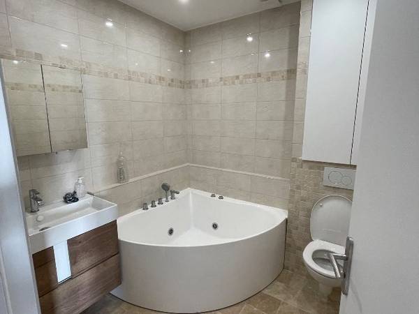 Colocation / Maison 1 pièce de 273 m², Villejuif, Rue de Gentilly / Photo 2