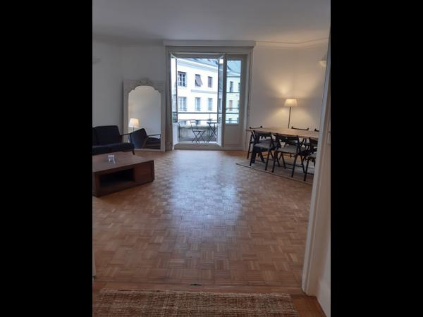 Colocation / Appartement 9 pièces de 192 m², Orléans, Rue du Colombier / Photo 2