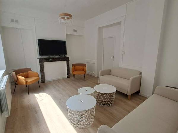 Colocation / Maison 9 pièces de 240 m², Douai, Rue du Clocher Saint-Pierre / Photo 2