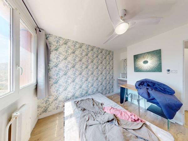 Colocation / Appartement 5 pièces de 87 m², Marseille, Boulevard du Redon / Photo 2