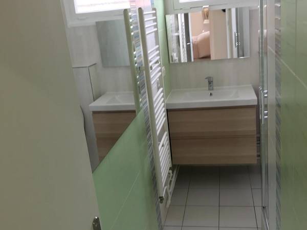 Colocation / Appartement 4 pièces de 82 m², Aubervilliers, Rue des Ecoles / Photo 6