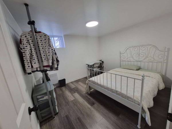 Résidence étudiante / Appartement 3 pièces de 80 m², Montréal, Rue Allard / Photo 2