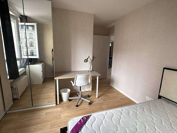 Coliving / Appartement 4 pièces de 10 m², Lille, Rue du Molinel (Lille) / Photo 2