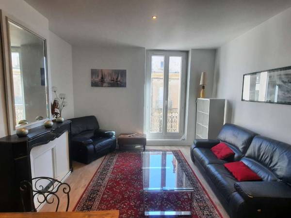 Colocation / Appartement 5 pièces de 108 m², Béziers, Rue Jules Ferry / Photo 2