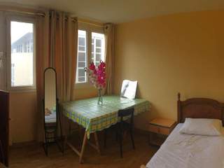 Chambre chez l'habitant / Appartement 5 pièces de 100 m², Montreuil, Avenue de la Résistance
