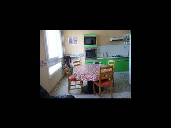 Colocation / Appartement 6 pièces de 115 m², Lyon, Rue Philippe Fabia / Photo 2