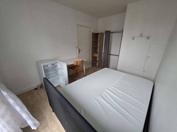 Colocation / Appartement 5 pièces de 93 m², Le Mée-sur-Seine, Avenue de la Libération / Photo 2