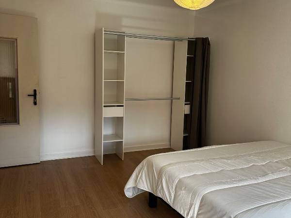 Colocation / Appartement 3 pièces de 80 m², Strasbourg, Rue de la Ménagerie / Photo 2